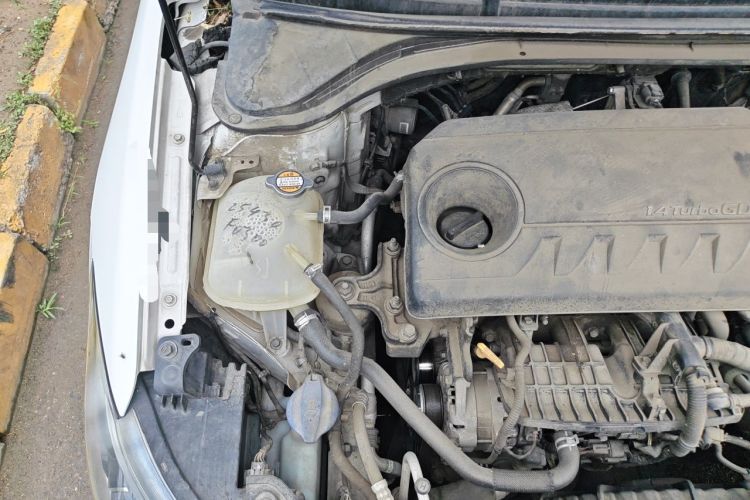 Used Hyundai Elantra (6th Generation / Lingdong) 2019 1.4T Dual-Clutch Xuan Dong · Dynamic Model Engine Bay Right