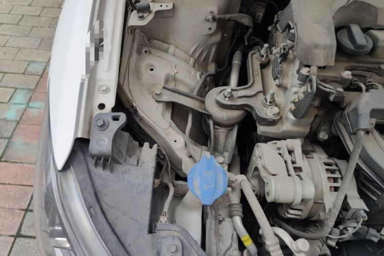 Used Hyundai Elantra (6th Generation / Lingdong) 2019 1.5L CVT ZhiXuan – Elite Version Engine Bay Right