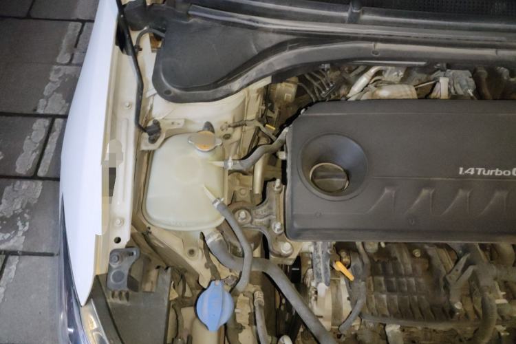 Used Hyundai Elantra (6th Generation / Lingdong) 2019 1.4T Dual-Clutch Xuan Dong · Dynamic Model Engine Bay Right