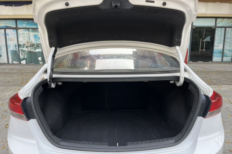 Used Hyundai Elantra (6th Generation / Lingdong) 2019 1.4T Dual-Clutch Xuan Dong · Dynamic Model Exterior 13