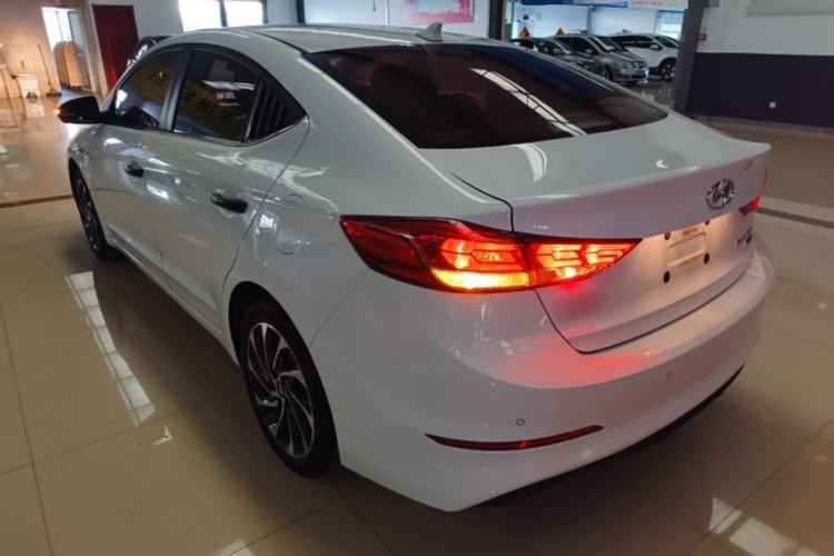 Used Hyundai Elantra (6th Generation / Lingdong) 2019 1.4T Dual-Clutch Xuan Dong · Dynamic Model Exterior 2