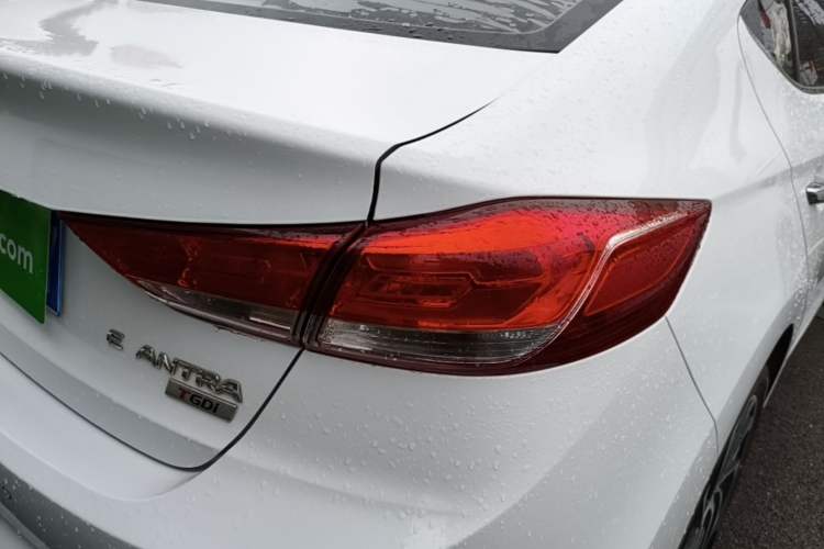 Used Hyundai Elantra (6th Generation / Lingdong) 2019 1.4T Dual-Clutch Xuan Dong · Dynamic Model Exterior 3