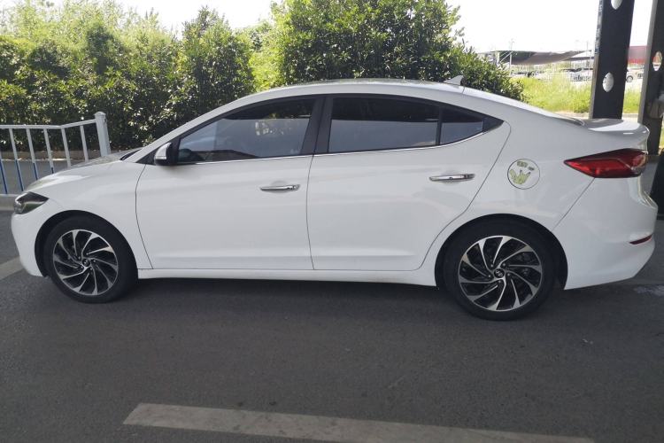 Used Hyundai Elantra (6th Generation / Lingdong) 2019 1.4T Dual-Clutch Xuan Dong · Dynamic Model Exterior 3