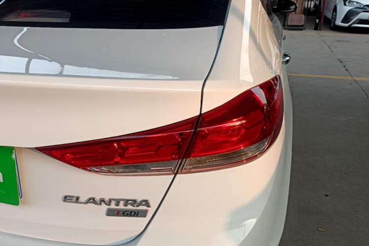 Used Hyundai Elantra (6th Generation / Lingdong) 2019 1.4T Dual-Clutch Xuan Dong · Dynamic Model Exterior 3