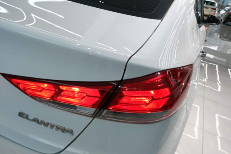 Used Hyundai Elantra (6th Generation / Lingdong) 2019 1.5L CVT ZhiXuan – Elite Version Exterior 3