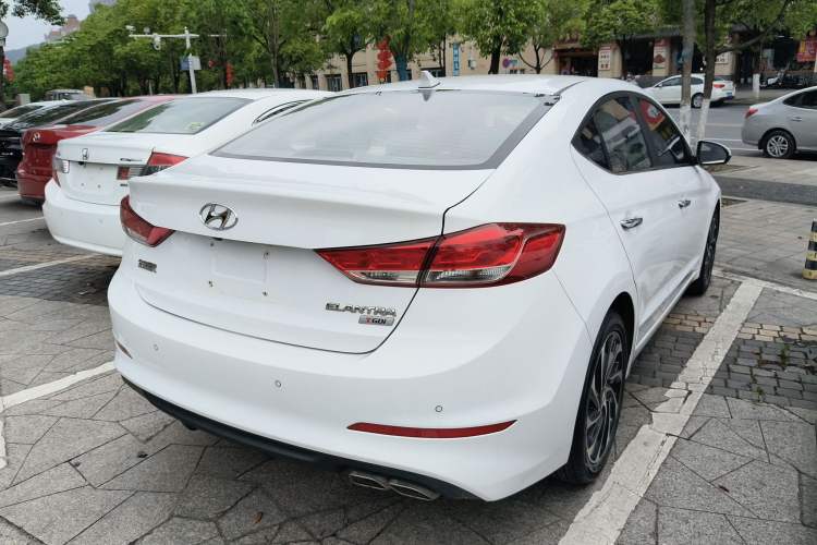 Used Hyundai Elantra (6th Generation / Lingdong) 2019 1.4T Dual-Clutch Xuan Dong · Dynamic Model Exterior 4