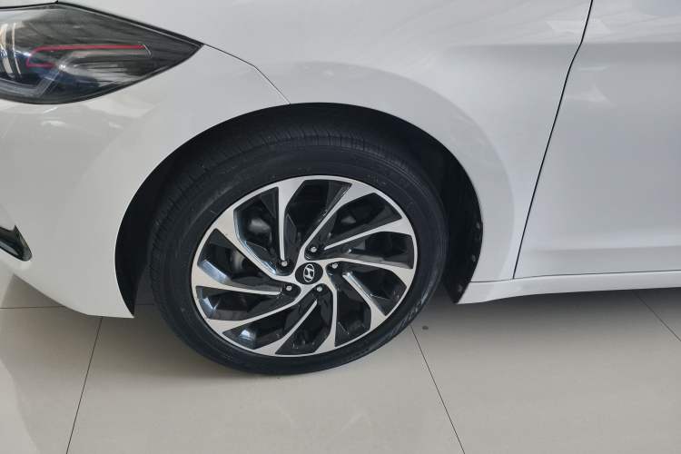 Used Hyundai Elantra (6th Generation / Lingdong) 2019 1.5L CVT ZhiXuan – Elite Version Exterior 4
