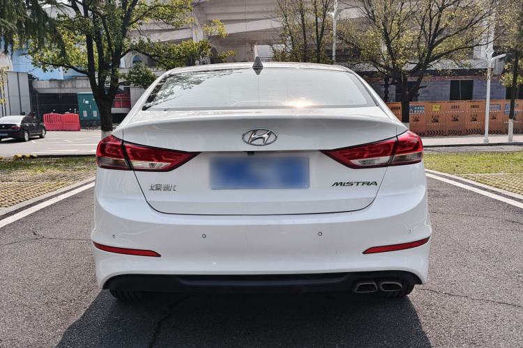 Used Hyundai Elantra (6th Generation / Lingdong) 2019 1.4T Dual-Clutch Xuan Dong · Dynamic Model Exterior 4