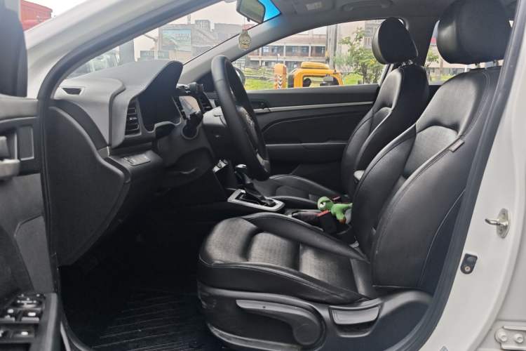Used Hyundai Elantra (6th Generation / Lingdong) 2019 1.5L CVT ZhiXuan – Elite Version Exterior 5