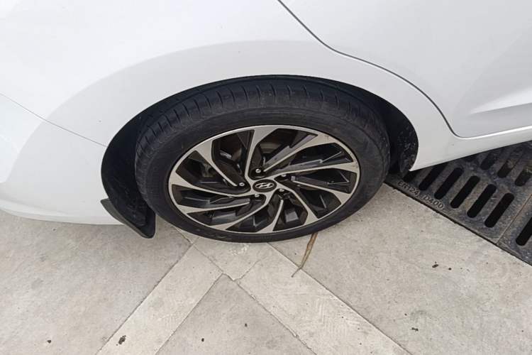 Used Hyundai Elantra (6th Generation / Lingdong) 2019 1.4T Dual-Clutch Xuan Dong · Dynamic Model Exterior 5
