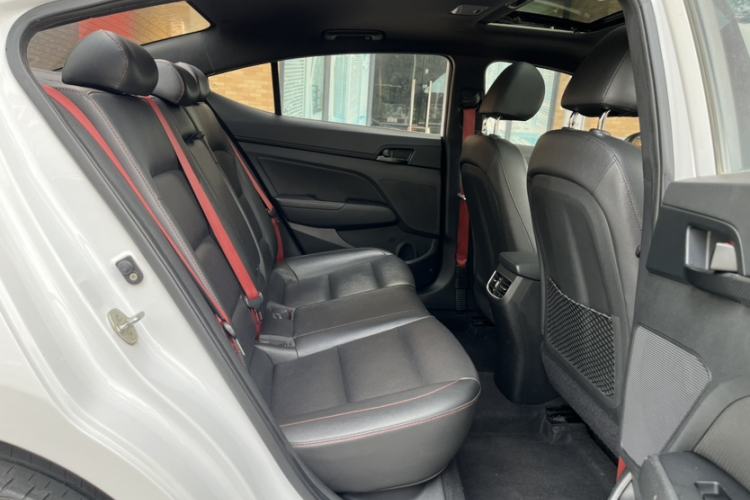 Used Hyundai Elantra (6th Generation / Lingdong) 2019 1.4T Dual-Clutch Xuan Dong · Dynamic Model Exterior 5