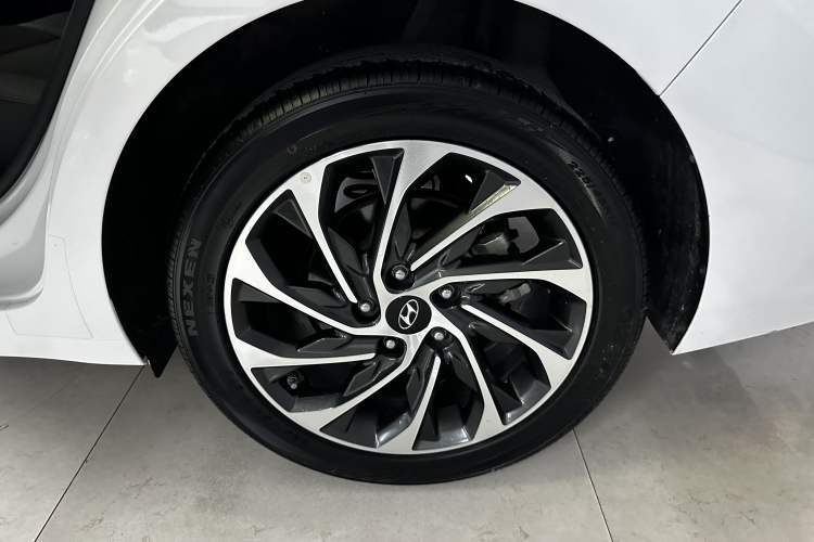 Used Hyundai Elantra (6th Generation / Lingdong) 2019 1.4T Dual-Clutch Xuan Dong · Dynamic Model Exterior 6