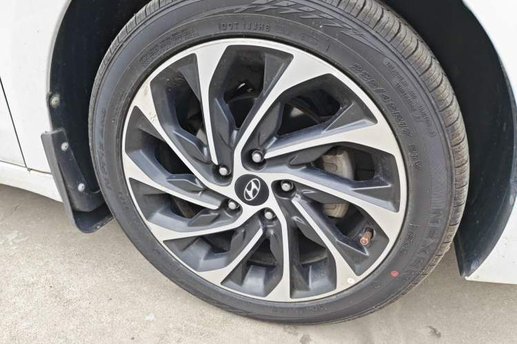 Used Hyundai Elantra (6th Generation / Lingdong) 2019 1.5L CVT ZhiXuan – Elite Version Exterior 7