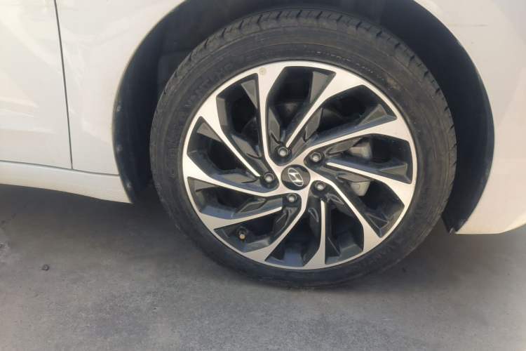 Used Hyundai Elantra (6th Generation / Lingdong) 2019 1.4T Dual-Clutch Xuan Dong · Dynamic Model Exterior 7