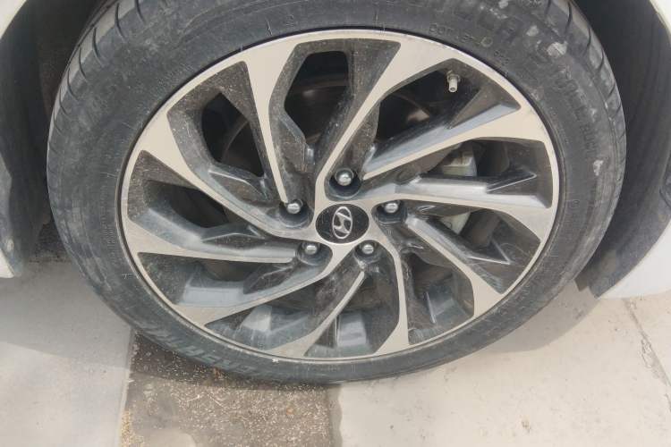 Used Hyundai Elantra (6th Generation / Lingdong) 2019 1.4T Dual-Clutch Xuan Dong · Dynamic Model Exterior 7