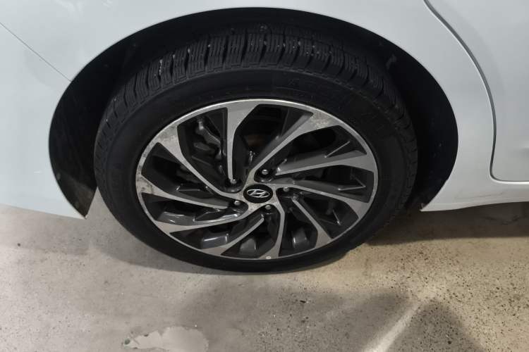 Used Hyundai Elantra (6th Generation / Lingdong) 2019 1.4T Dual-Clutch Xuan Dong · Dynamic Model Exterior 8