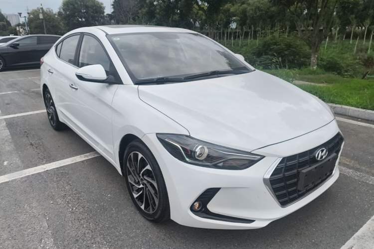 Used Hyundai Elantra (6th Generation / Lingdong) 2019 1.5L CVT ZhiXuan – Elite Version Front Right 45 Deg