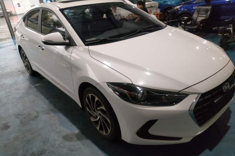 Used Hyundai Elantra (6th Generation / Lingdong) 2019 1.5L CVT ZhiXuan – Elite Version Front Right 45 Deg
