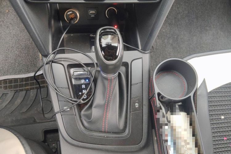 Used Hyundai Elantra (6th Generation / Lingdong) 2019 1.4T Dual-Clutch Xuan Dong · Dynamic Model Gear Lever