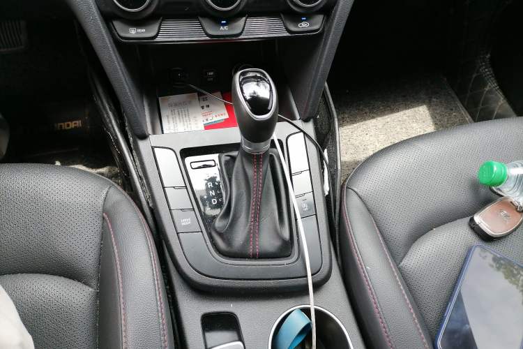 Used Hyundai Elantra (6th Generation / Lingdong) 2019 1.4T Dual-Clutch Xuan Dong · Dynamic Model Gear Lever