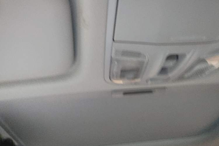 Used Hyundai Elantra (6th Generation / Lingdong)  Headliner