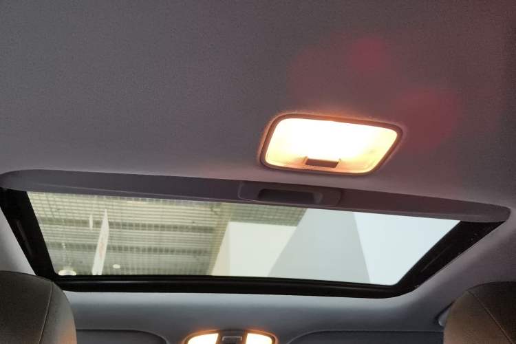 Used Hyundai Elantra (6th Generation / Lingdong) 2019 1.5L CVT ZhiXuan – Elite Version Headliner