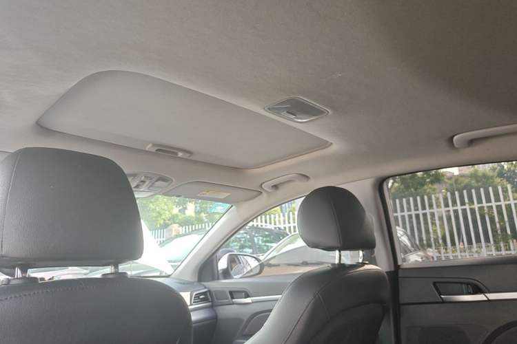 Used Hyundai Elantra (6th Generation / Lingdong) 2019 1.5L CVT ZhiXuan – Elite Version Headliner