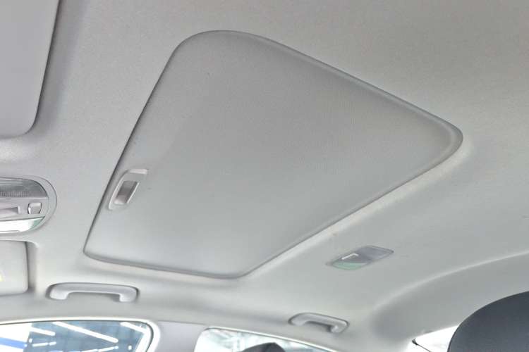 Used Hyundai Elantra (6th Generation / Lingdong) 2019 1.5L CVT ZhiXuan – Elite Version Headliner