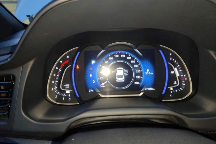 Used Hyundai Elantra (6th Generation / Lingdong) 2019 1.4T Dual-Clutch Xuan Dong · Dynamic Model Instrument Cluster