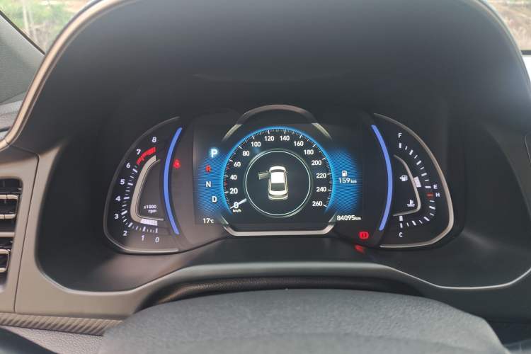 Used Hyundai Elantra (6th Generation / Lingdong) 2019 1.4T Dual-Clutch Xuan Dong · Dynamic Model Instrument Cluster