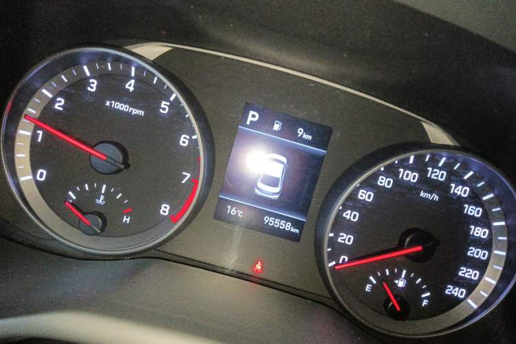 Used Hyundai Elantra (6th Generation / Lingdong) 2019 1.5L CVT ZhiXuan – Elite Version Instrument Cluster