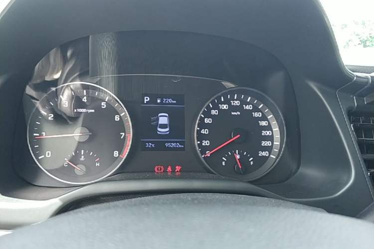 Used Hyundai Elantra (6th Generation / Lingdong) 2019 1.5L CVT ZhiXuan – Elite Version Instrument Cluster