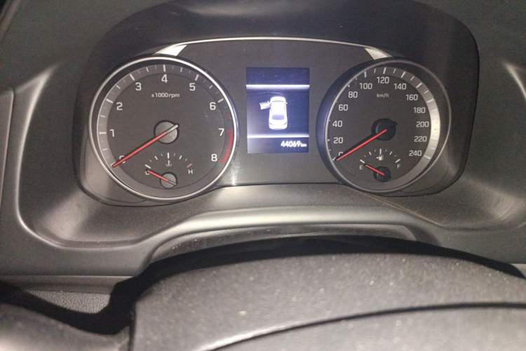 Used Hyundai Elantra (6th Generation / Lingdong) 2019 1.5L CVT ZhiXuan – Elite Version Instrument Cluster