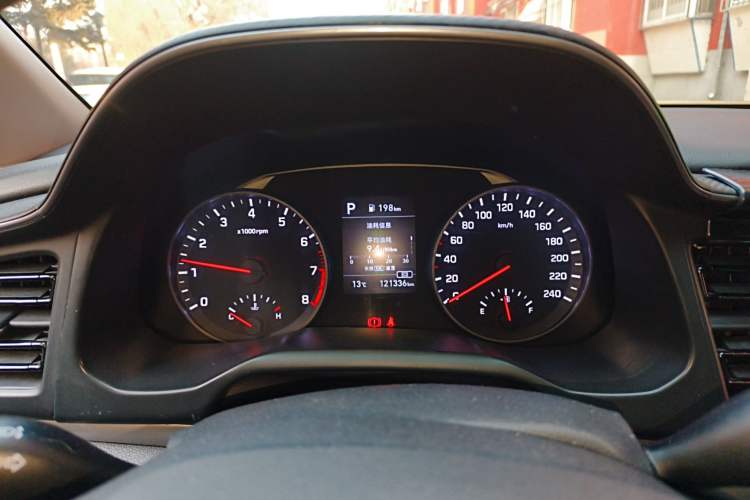 Used Hyundai Elantra (6th Generation / Lingdong) 2019 1.5L CVT ZhiXuan – Elite Version Instrument Cluster
