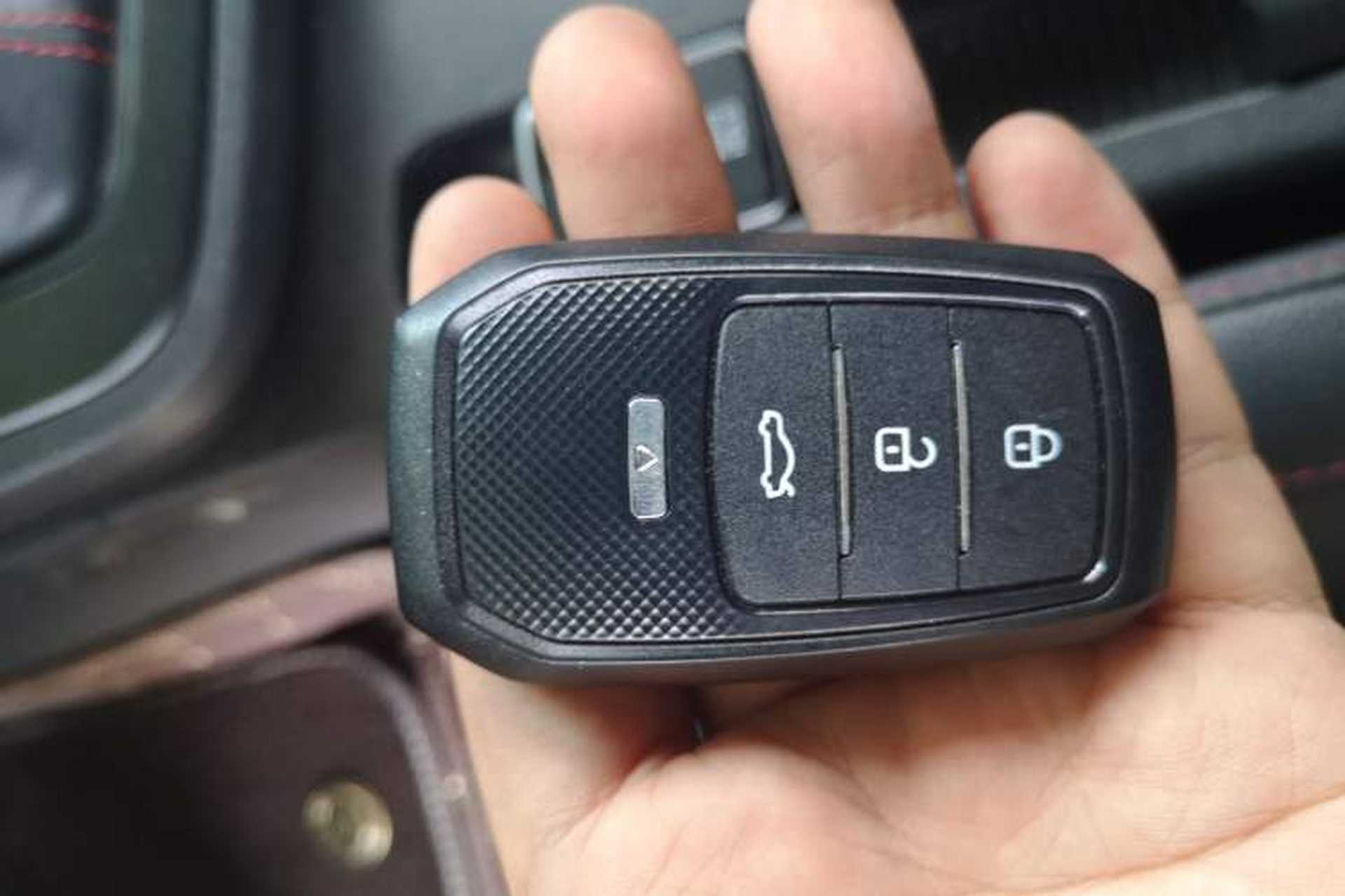 Used Hyundai Elantra (6th Generation / Lingdong) 2019 1.4T Dual-Clutch Xuan Dong · Dynamic Model Interior 1