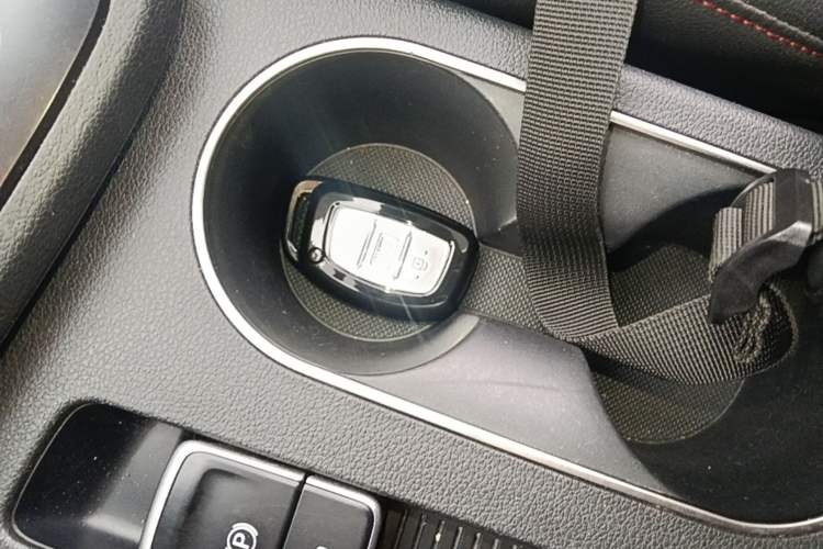 Used Hyundai Elantra (6th Generation / Lingdong) 2019 1.4T Dual-Clutch Xuan Dong · Dynamic Model Interior 1