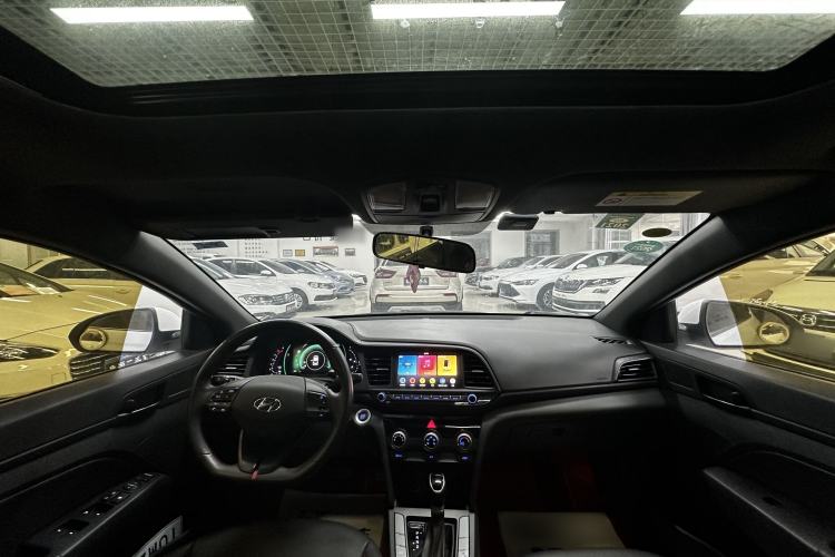 Used Hyundai Elantra (6th Generation / Lingdong) 2019 1.4T Dual-Clutch Xuan Dong · Dynamic Model Interior 2
