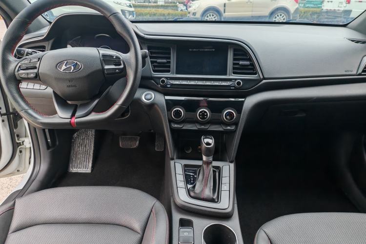 Used Hyundai Elantra (6th Generation / Lingdong) 2019 1.4T Dual-Clutch Xuan Dong · Dynamic Model Interior 3