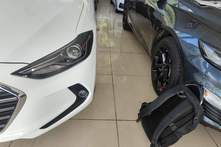 Used Hyundai Elantra (6th Generation / Lingdong) 2019 1.4T Dual-Clutch Xuan Dong · Dynamic Model Left Front Headlight