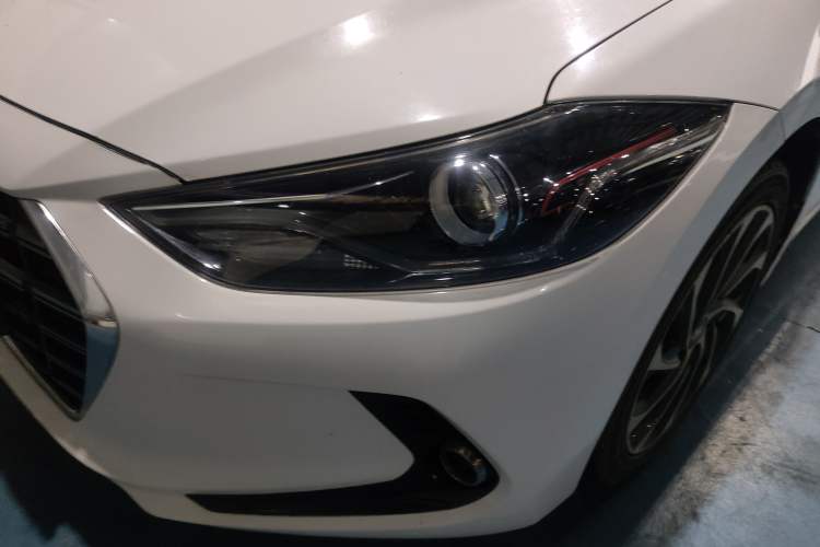 Used Hyundai Elantra (6th Generation / Lingdong) 2019 1.5L CVT ZhiXuan – Elite Version Left Front Headlight