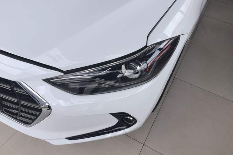 Used Hyundai Elantra (6th Generation / Lingdong) 2019 1.4T Dual-Clutch Xuan Dong · Dynamic Model Left Front Headlight