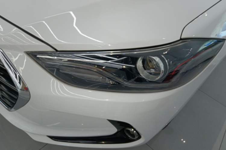 Used Hyundai Elantra (6th Generation / Lingdong) 2019 1.5L CVT ZhiXuan – Elite Version Left Front Headlight