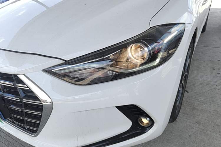 Used Hyundai Elantra (6th Generation / Lingdong) 2019 1.4T Dual-Clutch Xuan Dong · Dynamic Model Left Front Headlight