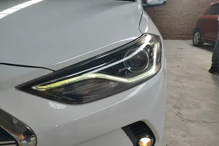 Used Hyundai Elantra (6th Generation / Lingdong) 2019 1.5L CVT ZhiXuan – Elite Version Left Front Headlight
