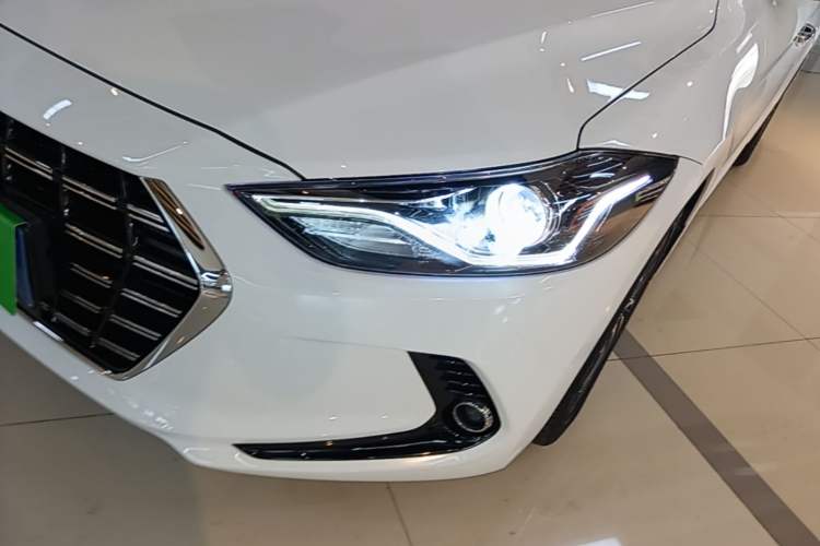 Used Hyundai Elantra (6th Generation / Lingdong) 2019 1.5L CVT ZhiXuan – Elite Version Left Front Headlight