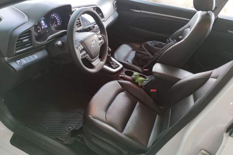 Used Hyundai Elantra (6th Generation / Lingdong) 2019 1.5L CVT ZhiXuan – Elite Version Left Front Seat