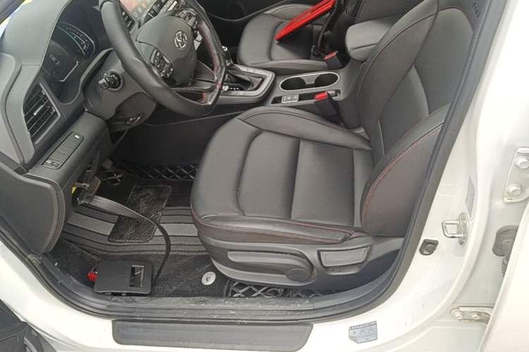 Used Hyundai Elantra (6th Generation / Lingdong) 2019 1.4T Dual-Clutch Xuan Dong · Dynamic Model Left Front Seat