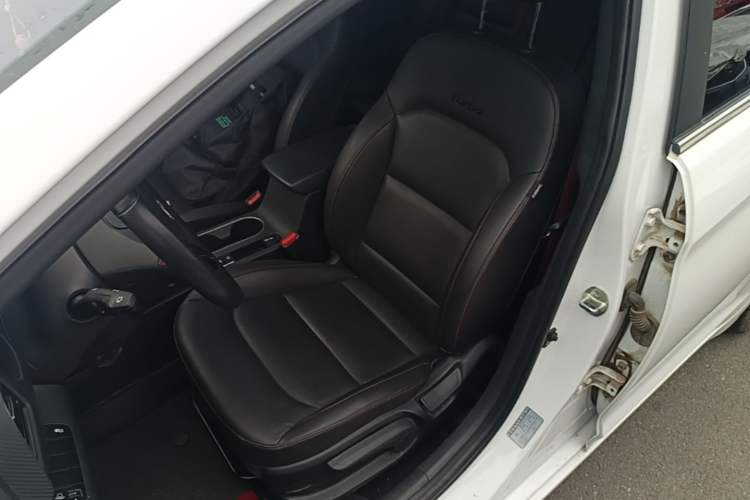 Used Hyundai Elantra (6th Generation / Lingdong) 2019 1.4T Dual-Clutch Xuan Dong · Dynamic Model Left Front Seat