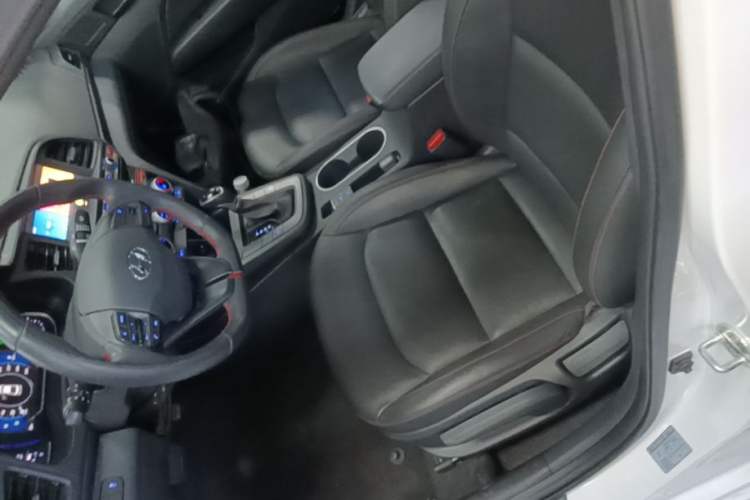 Used Hyundai Elantra (6th Generation / Lingdong) 2019 1.4T Dual-Clutch Xuan Dong · Dynamic Model Left Front Seat