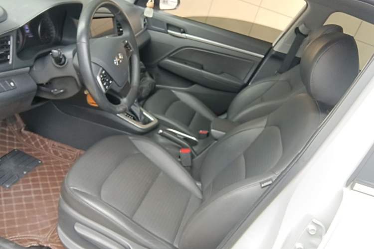 Used Hyundai Elantra (6th Generation / Lingdong) 2019 1.5L CVT ZhiXuan – Elite Version Left Front Seat